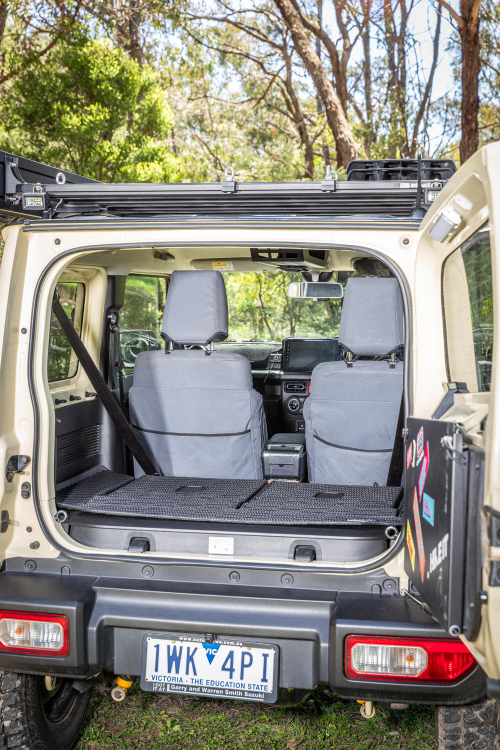 ARB TAPPETINO PER BAULE POSTERIORE SUZUKI JIMNY PASSO CORTO DAL 2018 IN POI