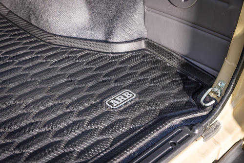 ARB TAPPETINO PER BAULE POSTERIORE TOYOTA 76